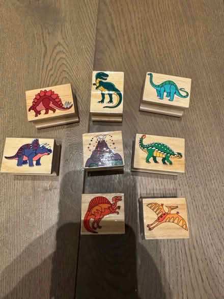 Photo of free Dinosaur toys (SE26) #3