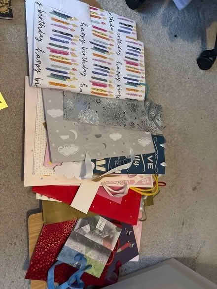 Photo of free Variety of gift bags (Merton SW19) #1