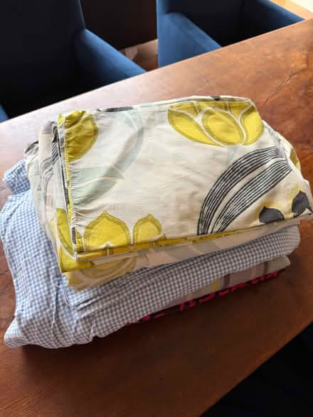 Photo of free Bed linen and towels. (Old Road OX3) #1