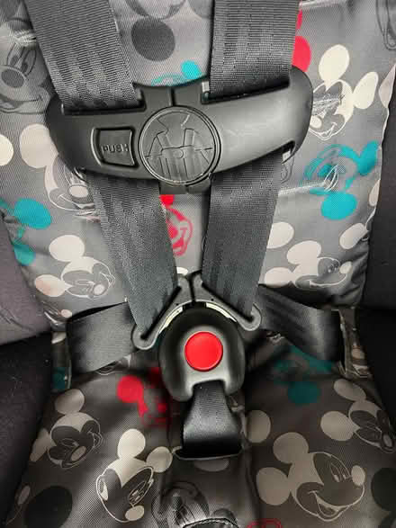 Photo of free USA certified car seat - Disney (Deans EH54) #2
