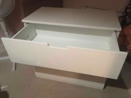 Photo of free White Ikea Chest of drawers (Chingford Mount E4) #2