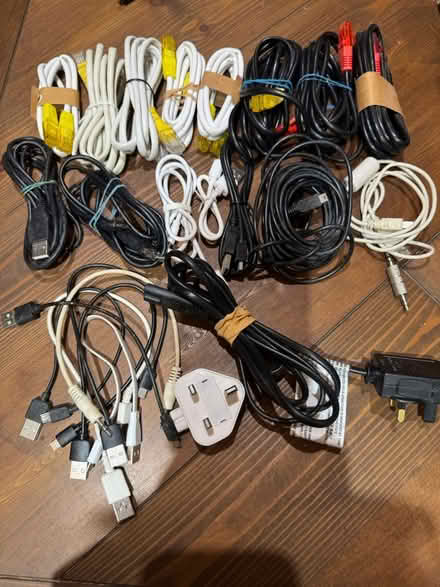 Photo of free Assortment of cables/chargers (WR1 Lansdowne) #1