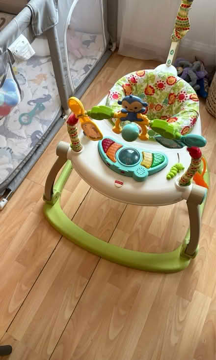 Photo of free Baby bouncer (Se20 8sg) #2
