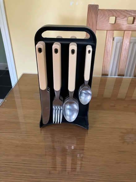 Photo of free Cutlery set (St. Michaels Mead, B/Stortford) #1
