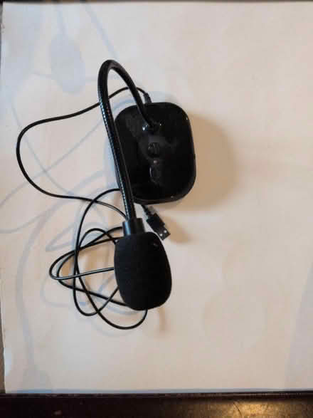 Photo of free USB Microphone (Chesham HP5) #1