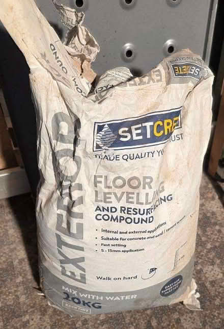 Photo of free Floor levelling & resurfacing compound (Stubbington PO14) #1