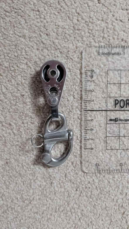 Photo of free Snap shackle and block (Bernards Heath AL1) #1