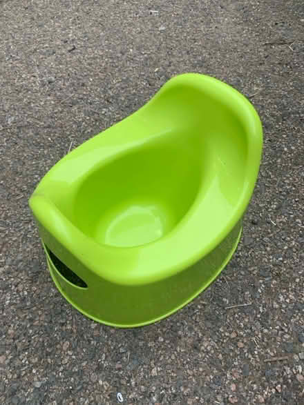Photo of free Potty training set (Carshalton Beeches) #1