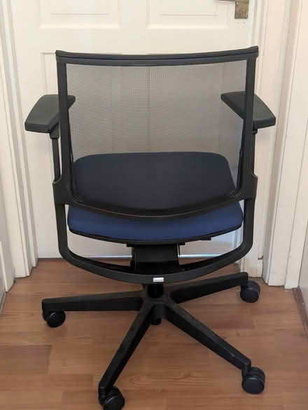 Photo of free Chair (Finchley central N3) #3