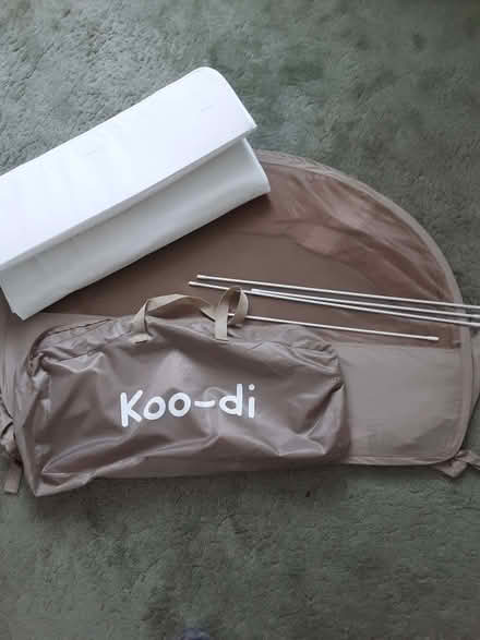 Photo of free Pop-up travel cot (Emmbrook RG41) #1