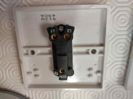 Photo of free Single Switch White Face Plate (Roseacre ME14) #2