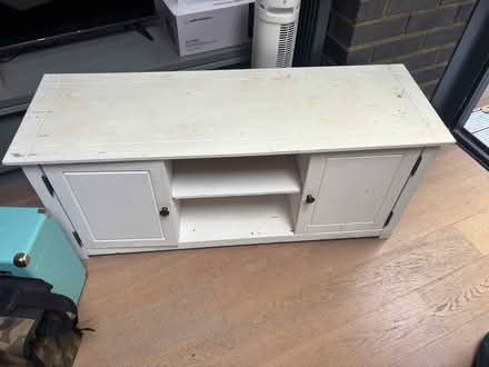 Photo of free White TV stand (Tufnell Park N7) #1