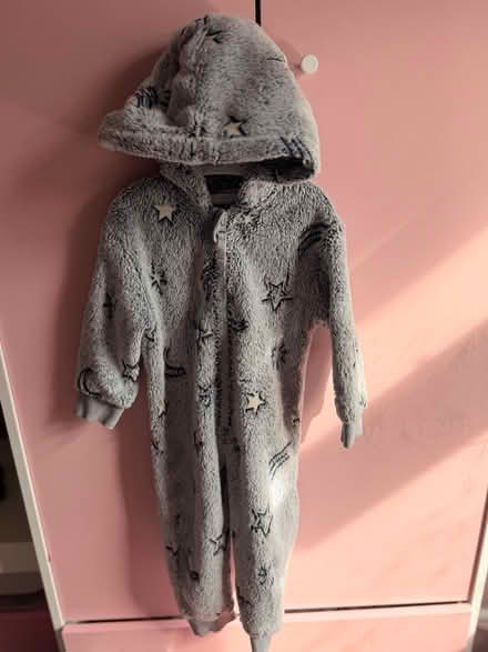 Photo of free Kids outfit (Bushbury WV10) #3