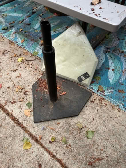 Photo of free Batting Tee, pitching net & base (Lynnwood) #2