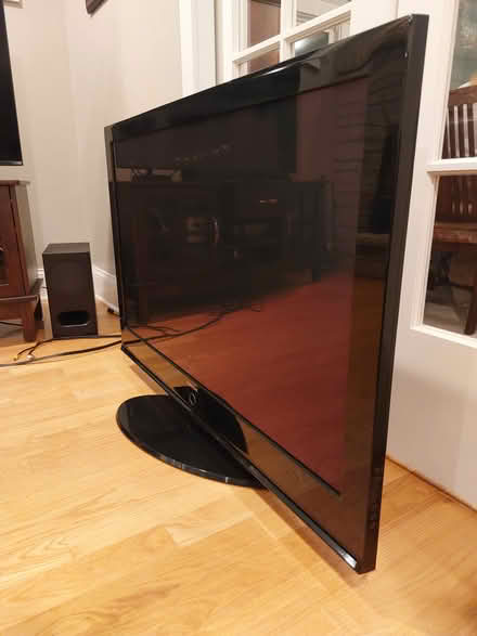 Photo of free 50inch Samsung Plasma TV (downers grove) #1