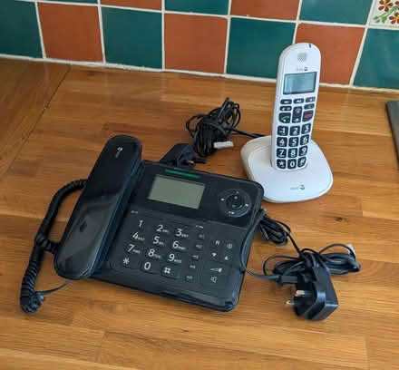 Photo of free Doro Big Button Phone (Teddington TW11) #1