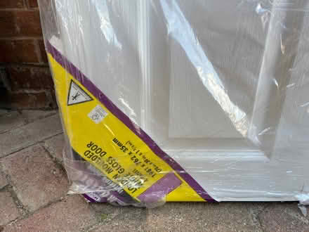 Photo of free New Internal door white moulded gloss door (Thurmaston LE4) #1