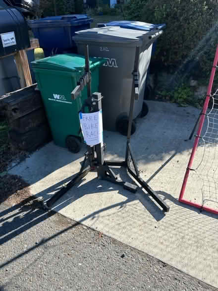 Photo of free Bike Racks (Lynnwood) #1