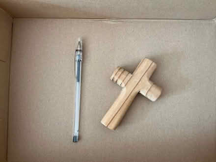 Photo of free Carved wooden cross (Walkley S6) #1