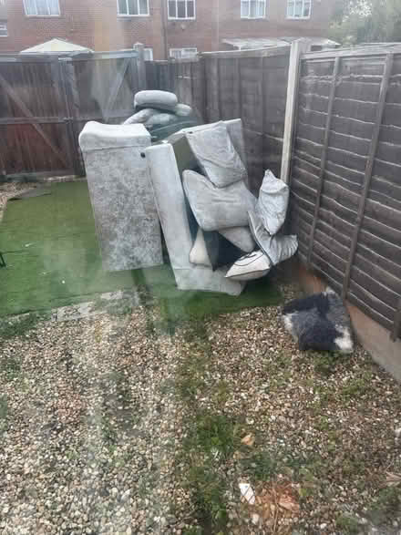 Photo of free 5 seaters sofa (Thamesmead SE28) #1