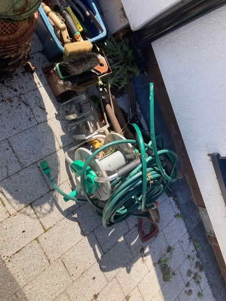 Photo of free Garden hose and reel (Dunfermline KY11) #1