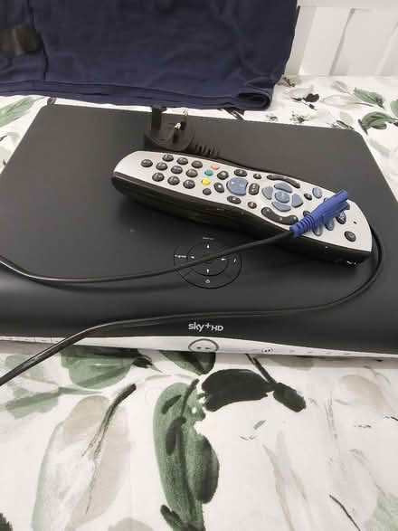 Photo of free Sky+ HD box with remote (Reading RG1) #1