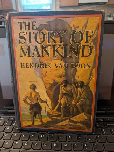 Photo of free book (vintage) (Belford, N.J.) #1