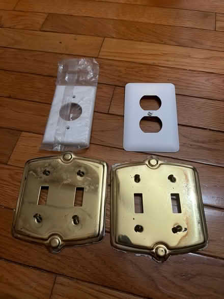 Photo of free Switchplate covers (Stuyvesant Heights) #1