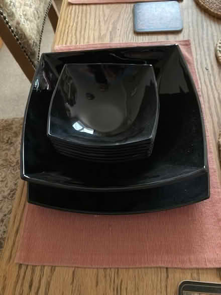 Photo of free Black table ware (Bedgrove Aylesbury) #1