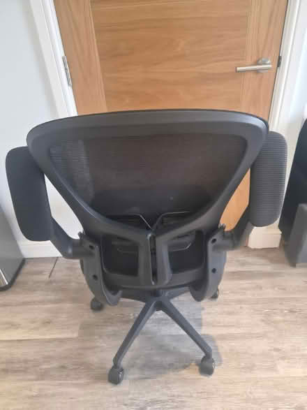 Photo of free Desk chair with foldable arms (Finsbury Park N4) #1