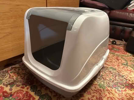 Photo of free Hooded Litter Tray (Flapless) (Frecheville S12) #1