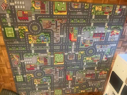 Photo of free Children’s town play mat (Wokingham RG40) #2