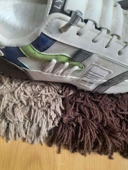 Photo of free womens trainers (Oakridge RG21) #2