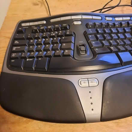 Photo of free Ergonomic computer keyboard (Witton le Wear DL15) #3