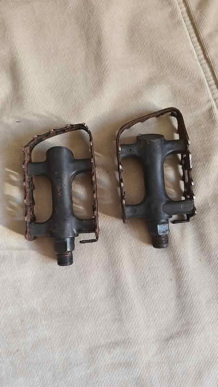 Photo of free Bike peddles (Balgreen EH11) #1