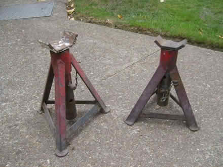 Photo of free Heavy duty axle stands (Hildenborough TN11) #1
