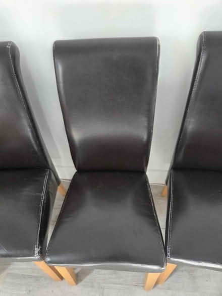 Photo of free Dining chairs x4 (Farnborough GU14) #4