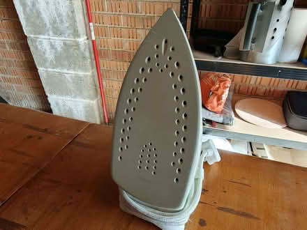 Photo of free Steam iron (Kirkcaldy KY2) #1