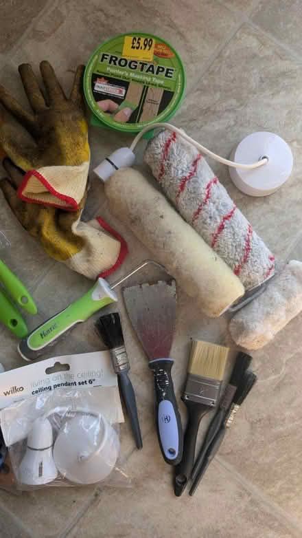 Photo of free DIY bundle (Dronfield S18) #2