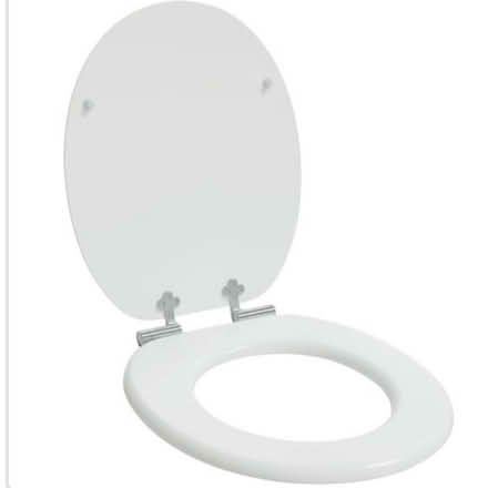 Photo of White Toilet Seat (BH23) #1