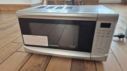 Photo of free Microwave (Tw77jf) #1