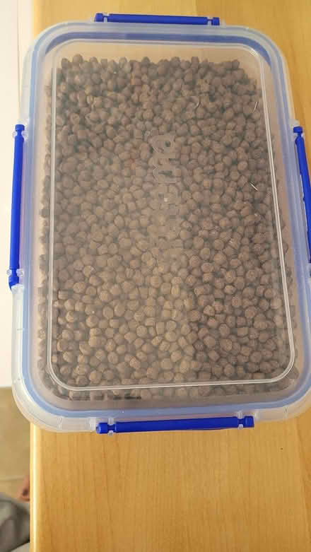 Photo of free Cat food/biscuits (Ilkeston) #1