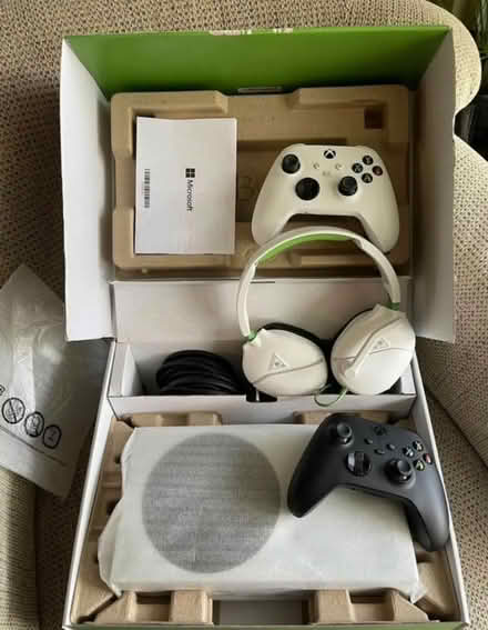 Photo of free Xbox series s (Atlanta) #2