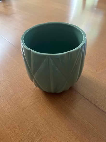 Photo of free Small green pot (Southwest Ann Arbor) #1