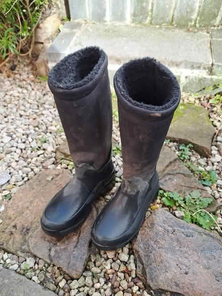 Photo of free Size 5 ladies welly/riding boots (Lower Walkley S6) #1