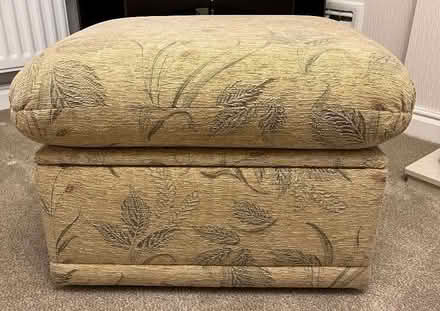 Photo of free Pouffe (Mountsorrel LE7) #1