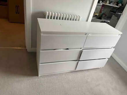 Photo of free White drawers (Twickenham TW1) #1