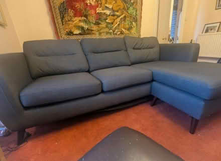 Photo of free Sectional 3 seaters sofa (BD4 Holmewood/Tong) #1