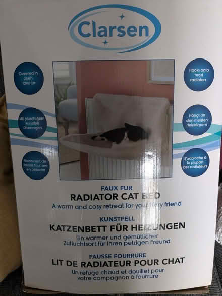 Photo of free Radiator cat bed. - New in the box (Lewisham SE13) #1