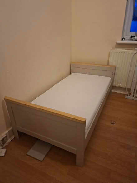 Photo of free Cot & toddler bed (New Eltham SE9) #1
